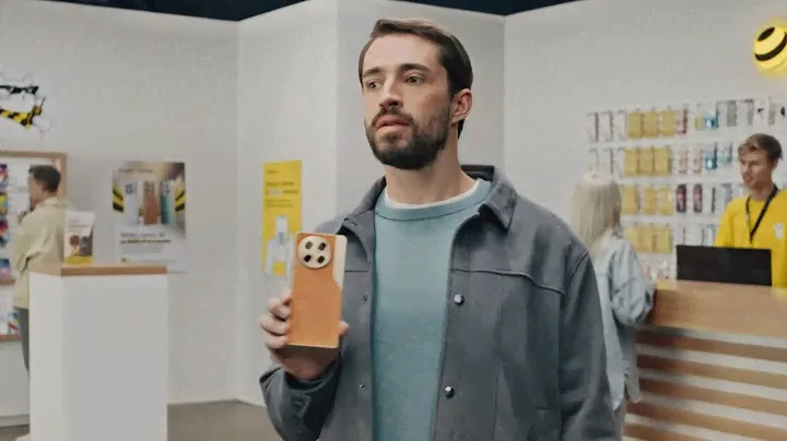 Tecno Camon 30 — в комплекте выгоднее
